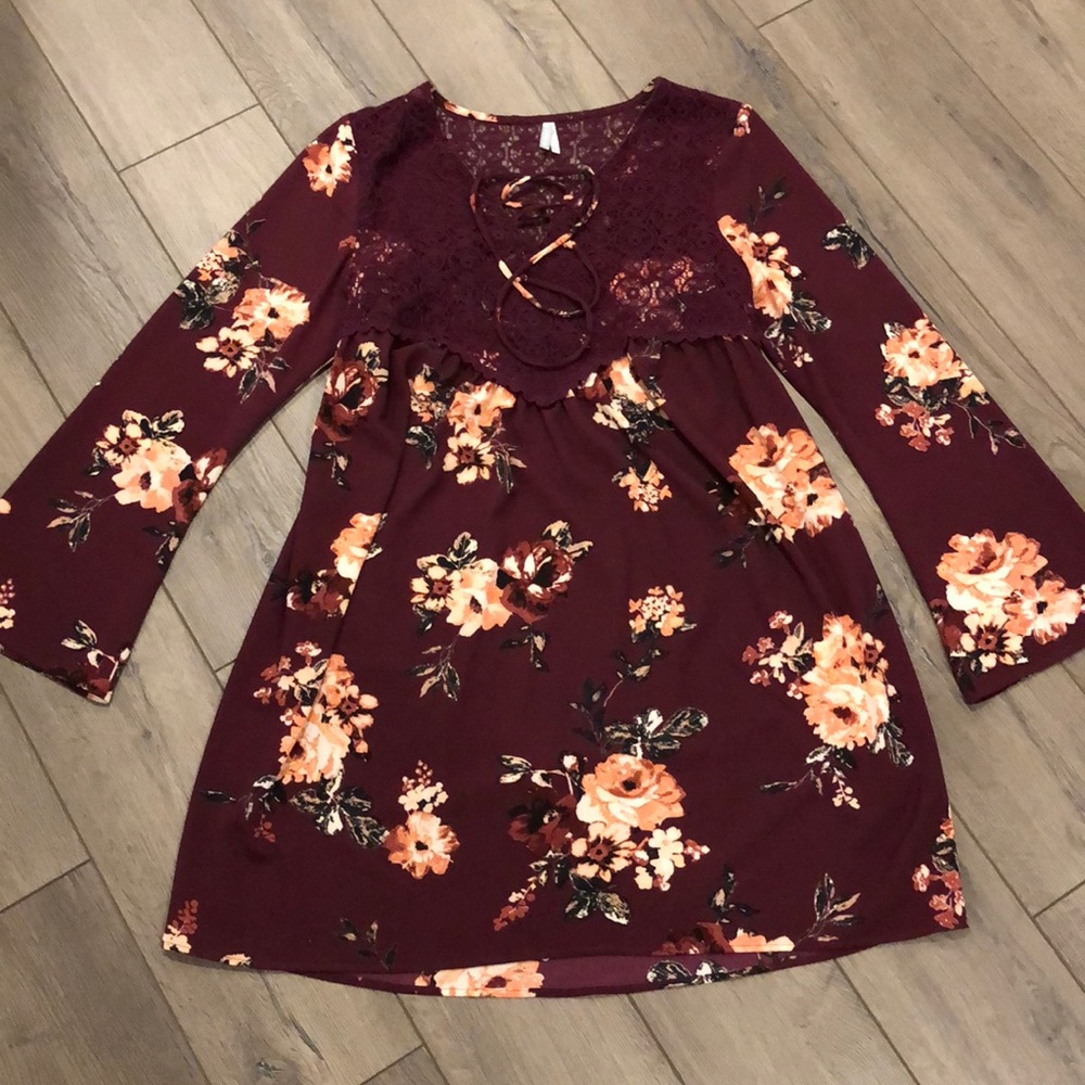 LIKE NEW floral dress